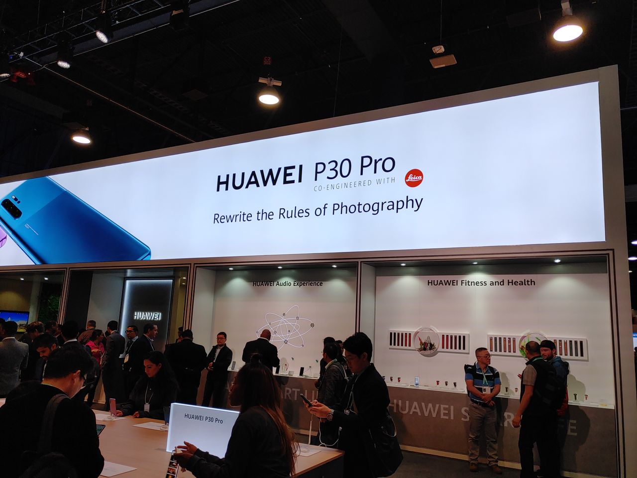 Huawei po raz kolejny wystawia się z telefonem, którego premierę miał na początku 2019