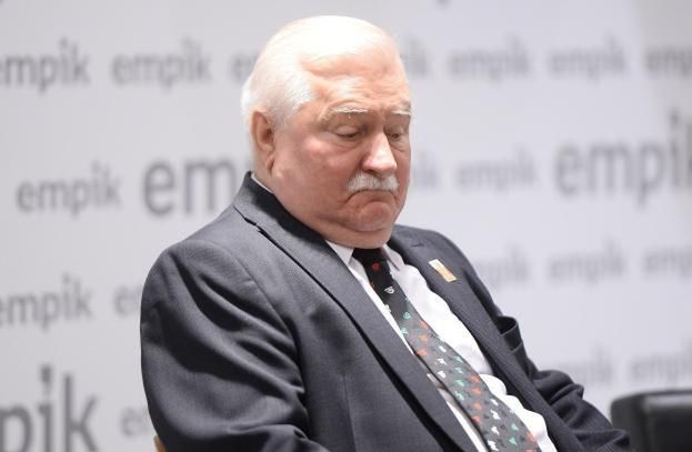 Lech Wałęsa NIE ODWIEDZA swoich siedzących za kratkami wnuków!