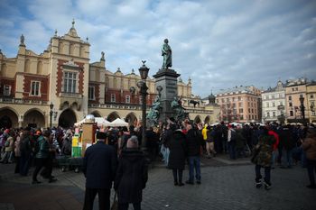 W tych miastach zarabia się najwięcej. Średnio ponad 10 tys. zł