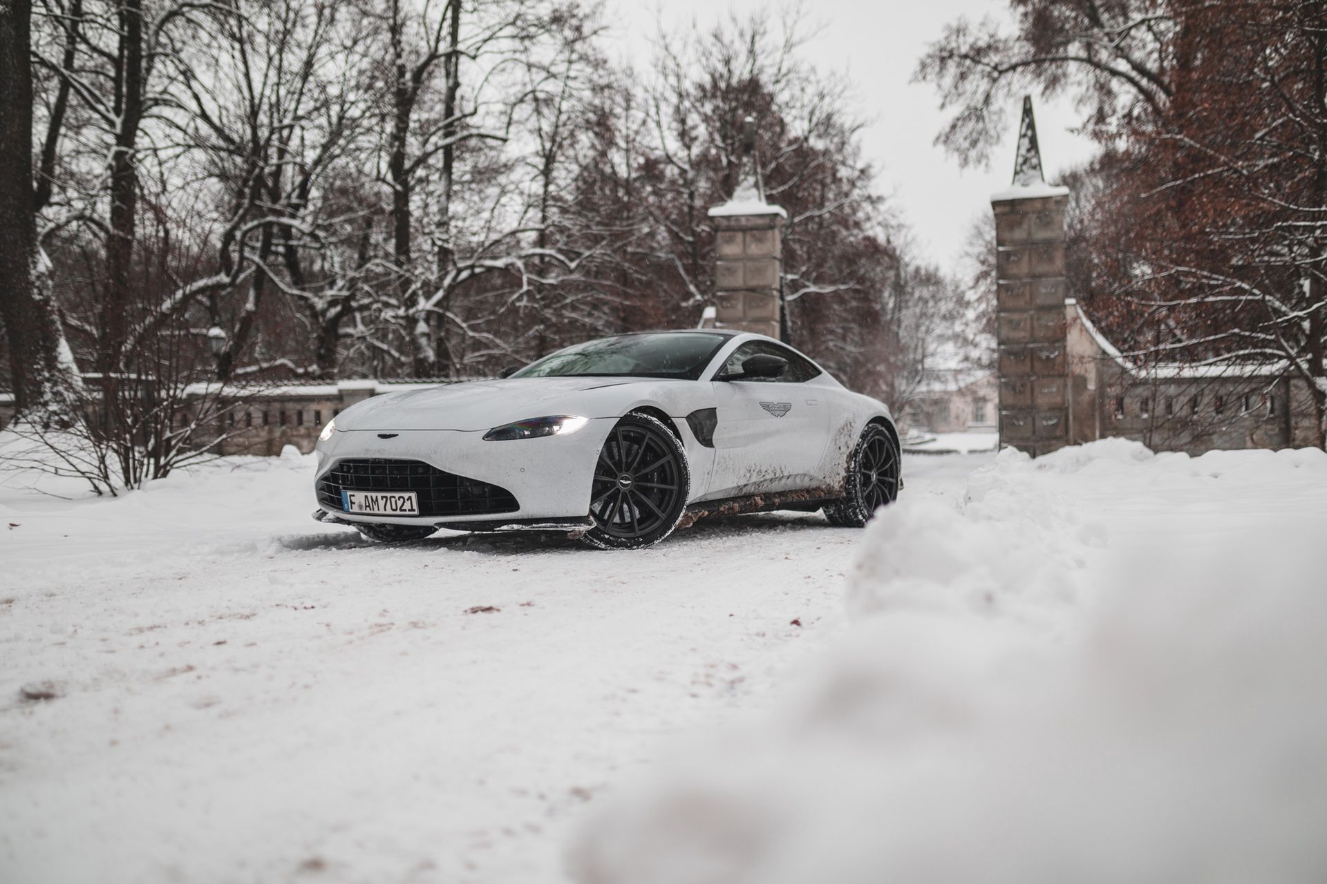 Aston Martin Vantage (2022)