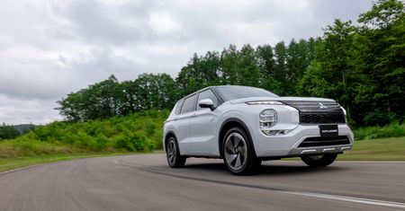 Jest Mitsubishi Outlander PHEV. Hybrydowy hit w nowej odsłonie