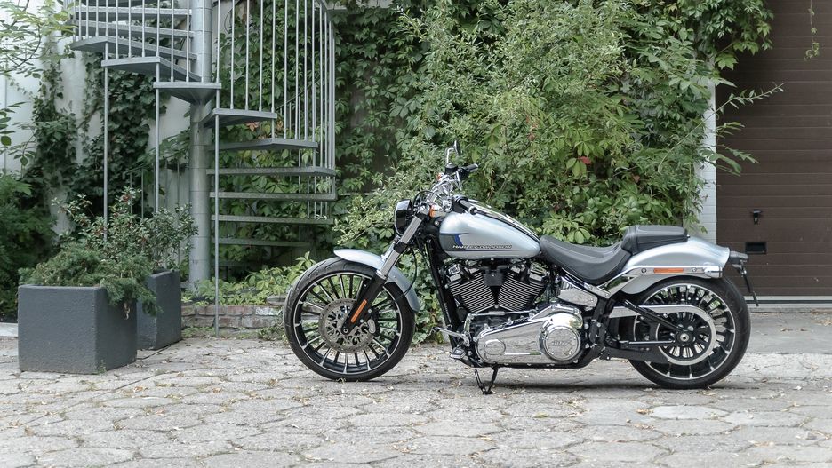 Harley-Davidson Breakout