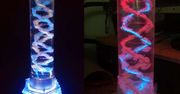 Zrób to sam – lampa z podwójną helisą DNA