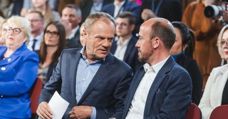 Trzech wicepremierów, rotacyjni marszałkowie. Znamy kulisy negocjacji