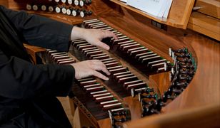 Ile zarabia organista? Niektórzy dostają ponad 300 zł dziennie