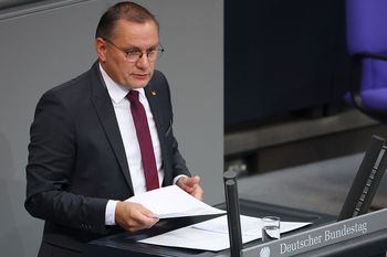 Niemiecki polityk powiedział to o Polsce. Teraz mierzy się z krytyką