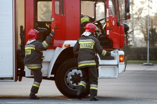 Płomienie w hotelu na Mokotowie. Ewakuowano 300 osób