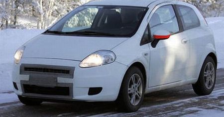 Grande Punto po facelifcie tak gorące, że aż płonie!