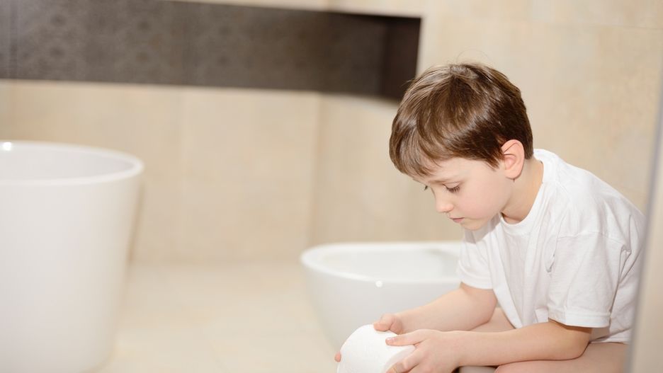 Zatwardzenie u dzieci mogą być objawem chorób, jeżeli się utrzymują przez dłuższy czas