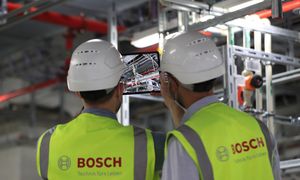 Potężne zwolnienia w Niemczech. Pracę w fabryce straci co druga osoba