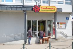 Wakacyjna oferta Biedronki. Hitowe klapki Kubota znów w sprzedaży