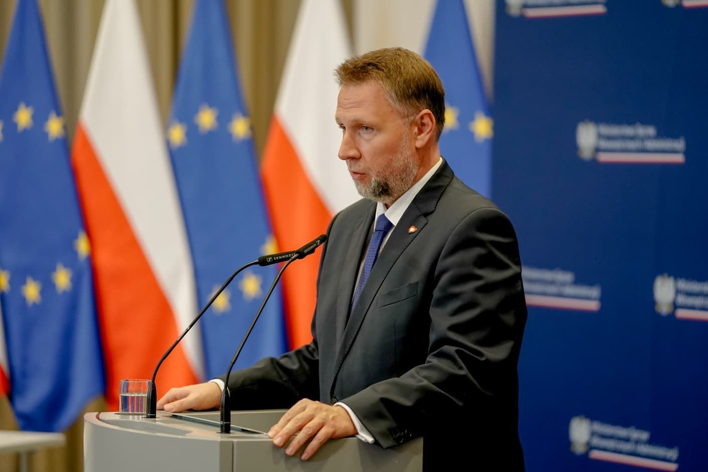 Minister Marcin Kierwiński podpisał list intencyjny ws. systemu ostrzegania ludności cywilnej Cell Broadcast