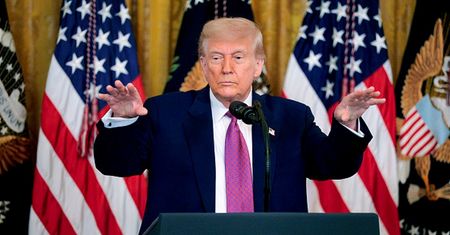 "Trump stanął na wysokości zadania". Izolacjoniści mylili się