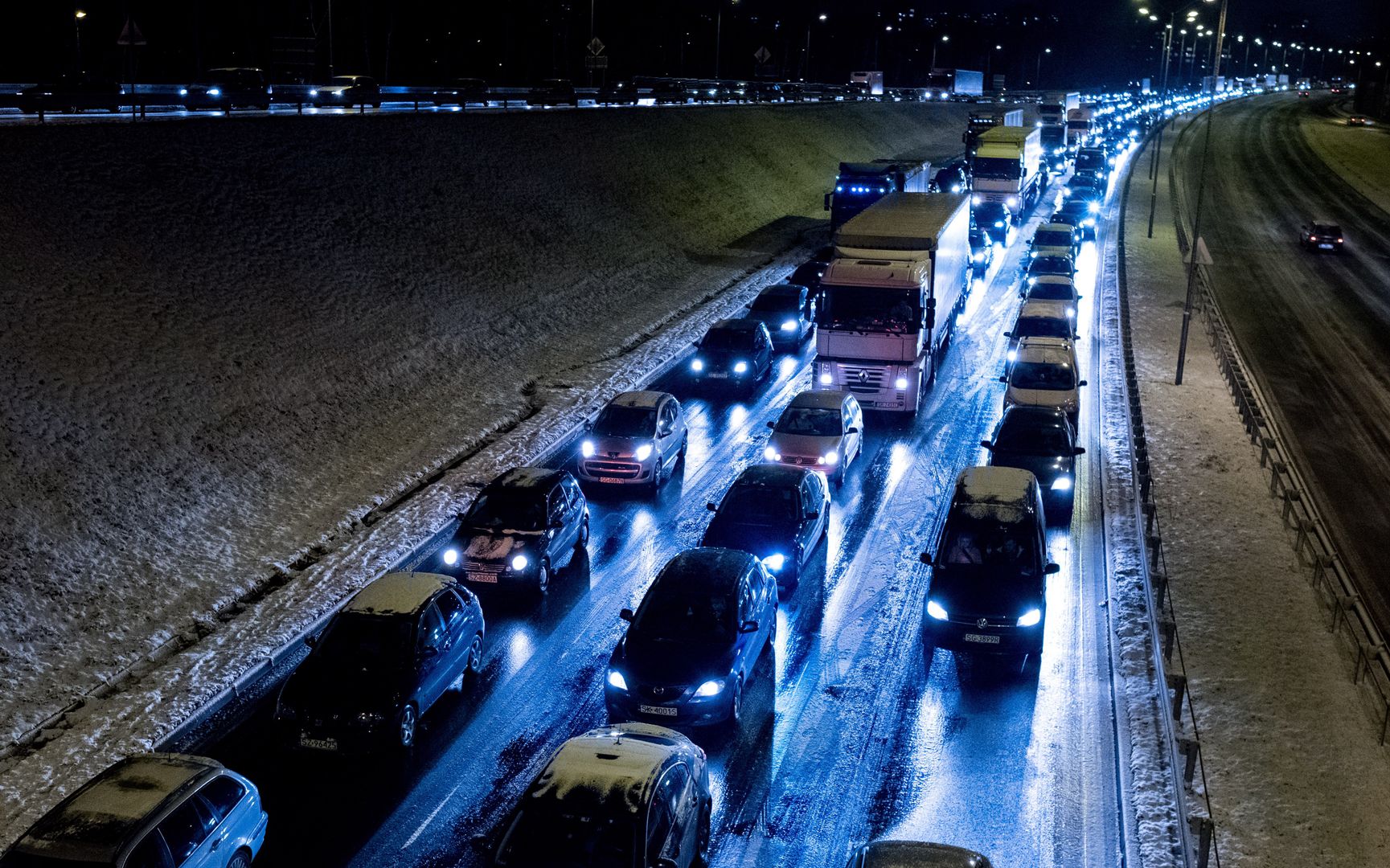 Długie kolejki na granicy z Niemcami. Kierowcy czekają godzinami