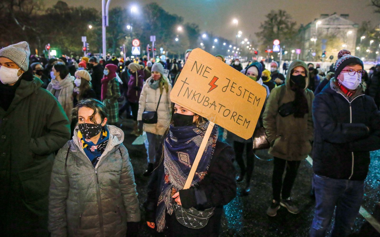 Strajk Kobiet. Trwają protesty. Gorąco w Warszawie