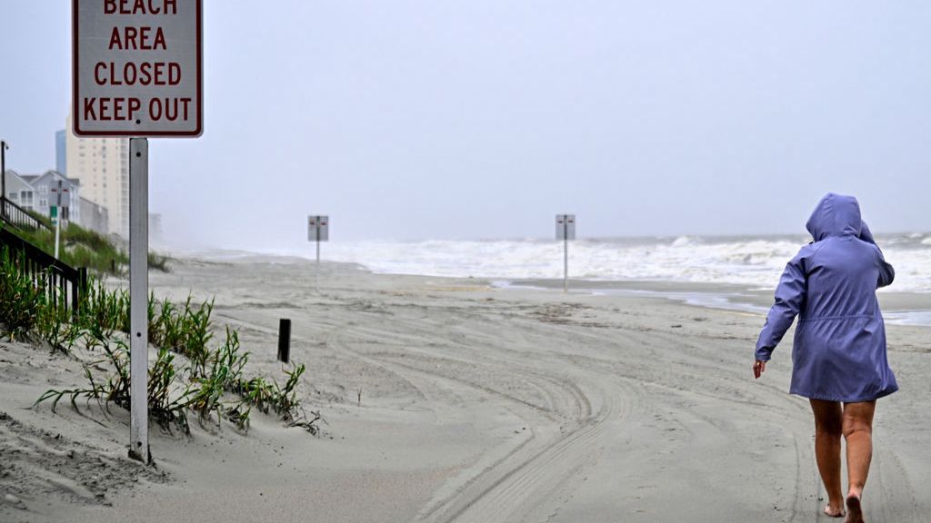 Tropikalna burza Imelda nabiera siły