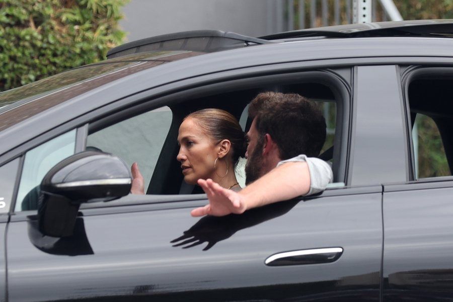 Jennifer Lopez i Ben Affleck odbyli w samochodzie poważną rozmowę