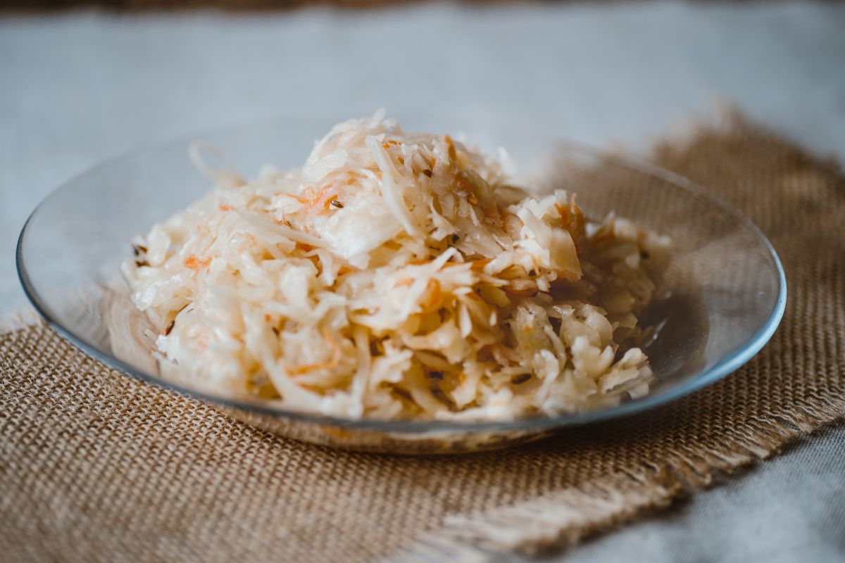 Kapusta kiszona i placki ziemniaczane mogą iść w parze