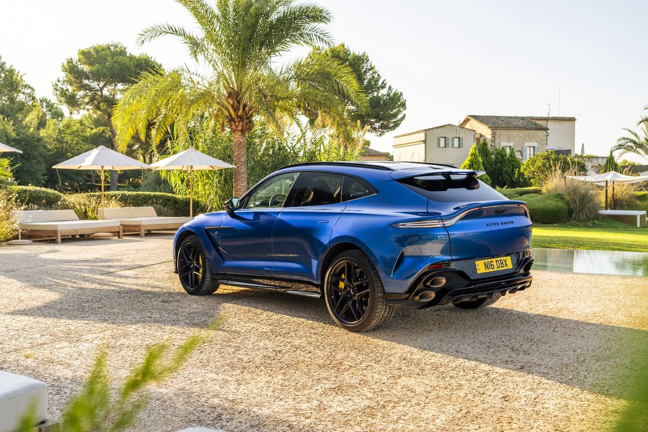 Aston Martin DBX S (2025)