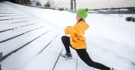 Czy zimą musimy rezygnować z ćwiczeń na zewnątrz? Ekspert wyjaśnia