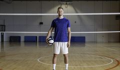 Siatkarz Jakub Kochanowski ambasadorem Decathlon