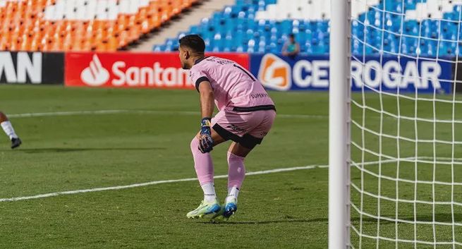 Co to spalony w piłce nożnej? Jak wygląda i kiedy występuje?