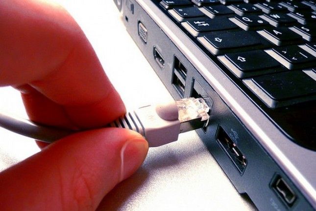 Twój komputer może być szpiegowany nawet offline. Odłączanie od Sieci nie pomoże! 1