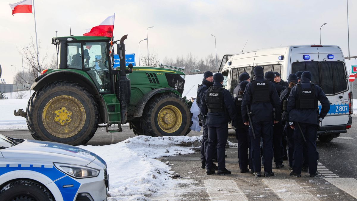 protest rolnik�w
Rafa� Guz
handel, handlowa, manifestacja, protest, rolnictwo, rolnicy, rolnik�w, traktory, umowa, Unia Europejska