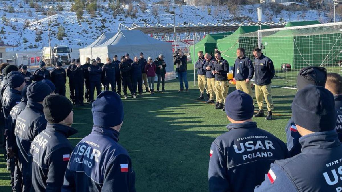 Polscy strażacy zostaną w Turcji przynajmniej do 16 lutego
