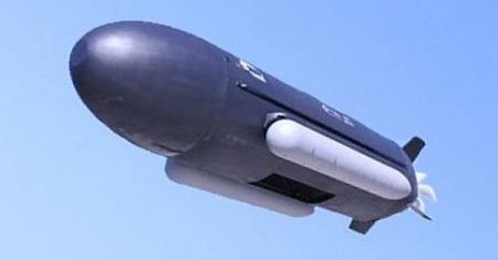 Podwodny, bezzałogowy lotniskowiec pełen dronów. Kolejny krok w stronę wojny robotów