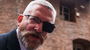 Prof. Grabowski zeznawał w sądzie. Braun wykluczony z sali. Mocne słowa