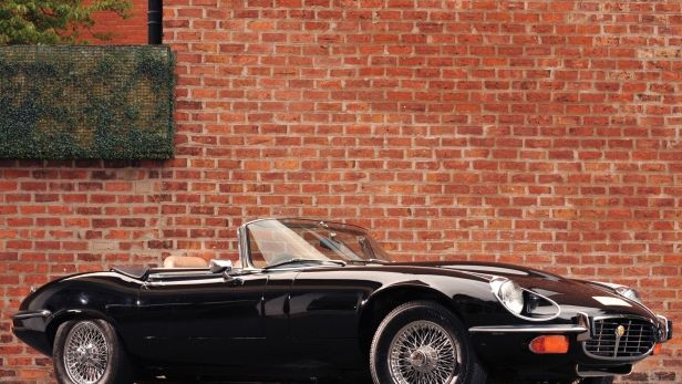 Jaguar E-Type V12 roadster