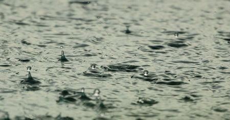 Deszcz w Kotlinie Kłodzkiej. Jest alert hydrologiczny