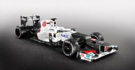 Sauber C31 - czarno-biała bestia