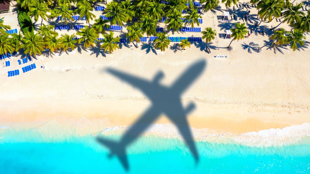 Ruch lotniczy nad Karaibami zamarł