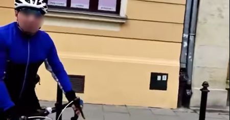 Rasista nagrany. Jeździł po Krakowie i zaczepiał obcokrajowców
