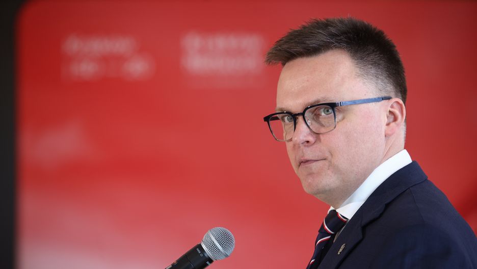 Kraków, 30.01.2025. Marszałek Sejmu Szymon Hołownia podczas międzynarodowej konferencji pn. "Rozwój po europejsku. Jaka polityka rozwoju dla bezpiecznej, odpornej i globalnie konkurencyjnej Unii Europejskiej?" w ICE Kraków, 30 bm. Konferencja, której tematem jest m.in. bezpieczeństwo UE zgromadziła kilkuset ekspertów i decydentów z całej Europy. (jm) PAP/Jarek Praszkiewicz