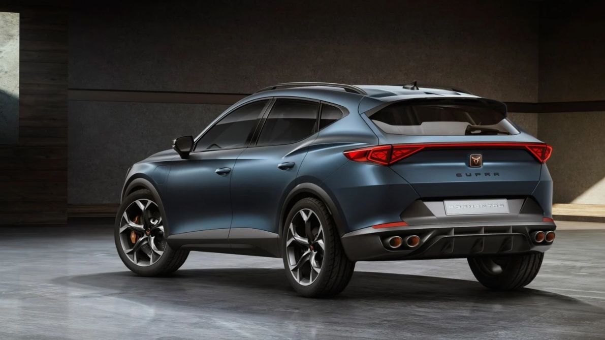 Formentor z wtyczką kosztuje mniej niż 200 tys. zł.