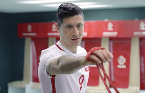 Szczęśliwe sznurówki dla polskich piłkarzy w kampanii Lotosu na Euro 2016 (wideo)