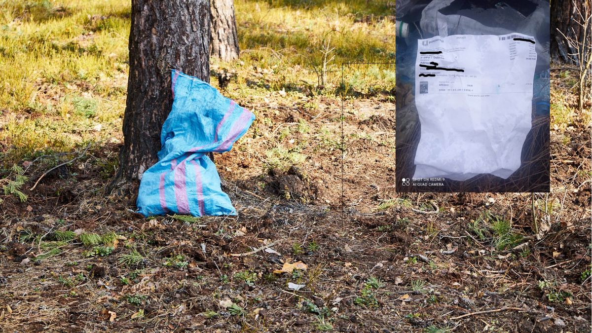 śmieciarz porzucił w lesie odpady. Był tam jego adres