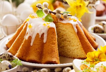 To najszybsza babka wielkanocna. Zrobisz ją w 10 minut, a jest bardzo puszysta i obłędnie wilgotna