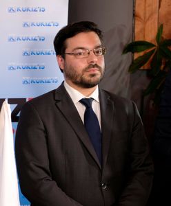 Poseł Tyszka zakażony koronawirusem. "Średnio przyjemna choroba"