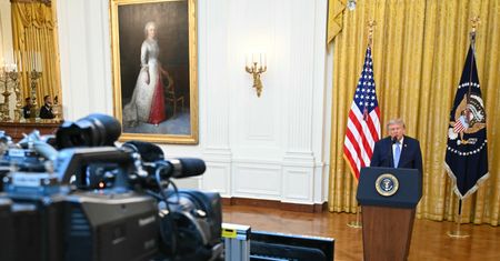 Największe stacje w USA zignorowały przemówienie Trumpa. "To spisek"