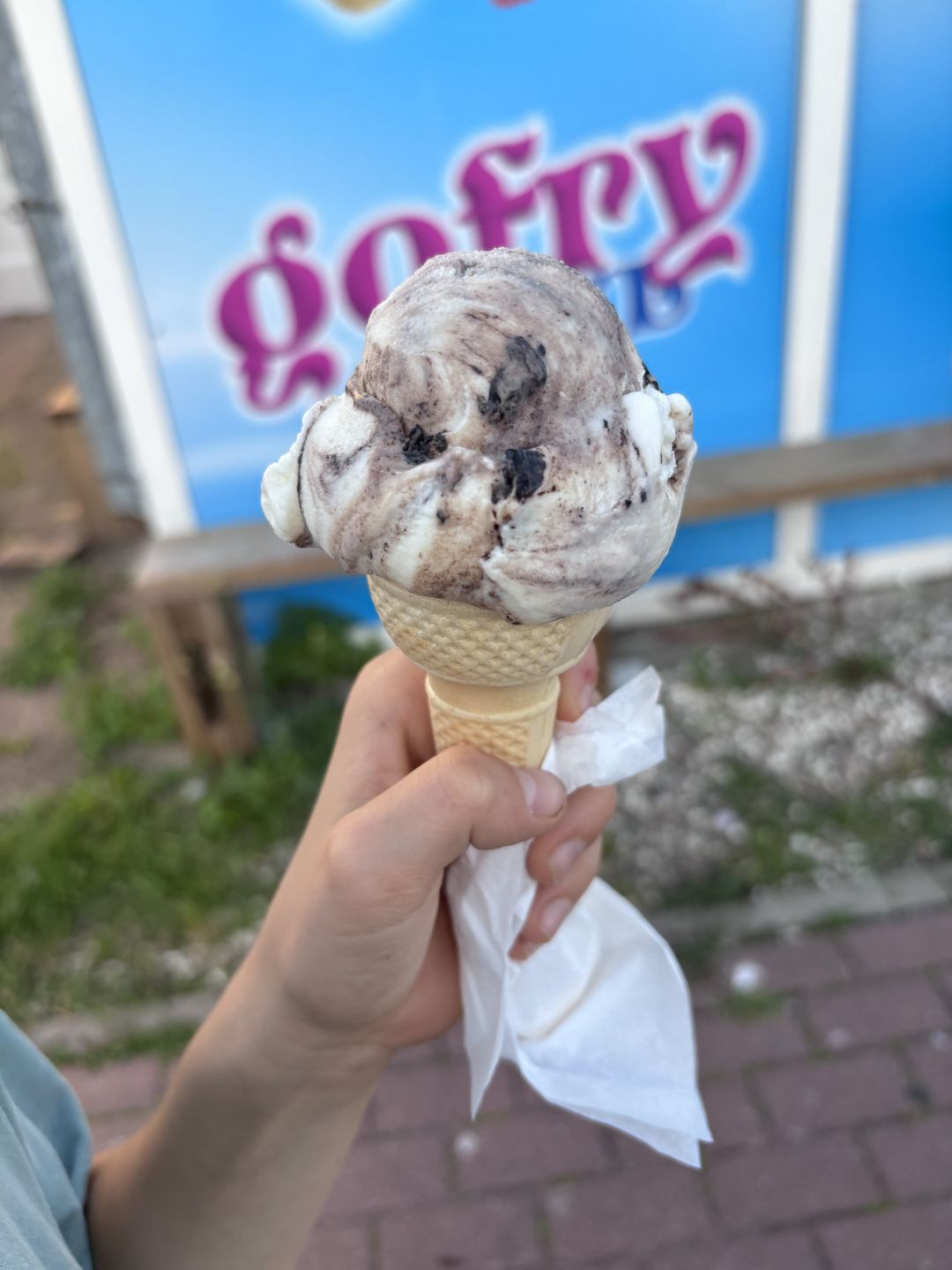 Lody za 7.50 zł we Władysławowie. 