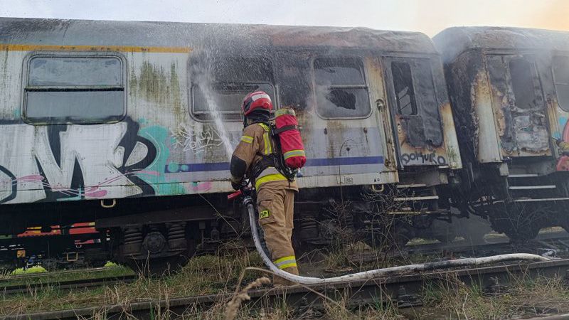 Podpalenie wagonów kolejowych