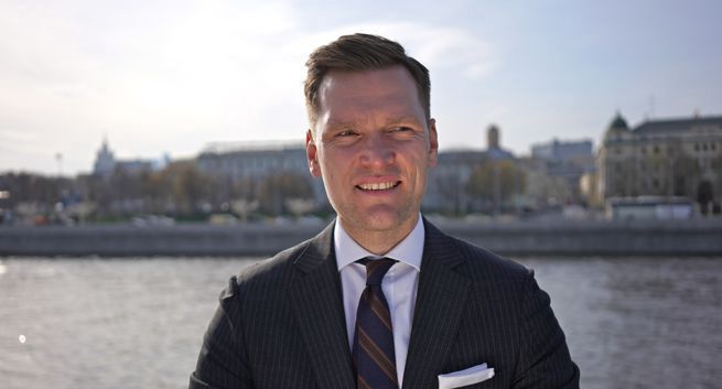 Tomasz Kułakowski odszedł z „Czarno na białym” w TVN24, będzie rzecznikiem Krynicy Vitamin