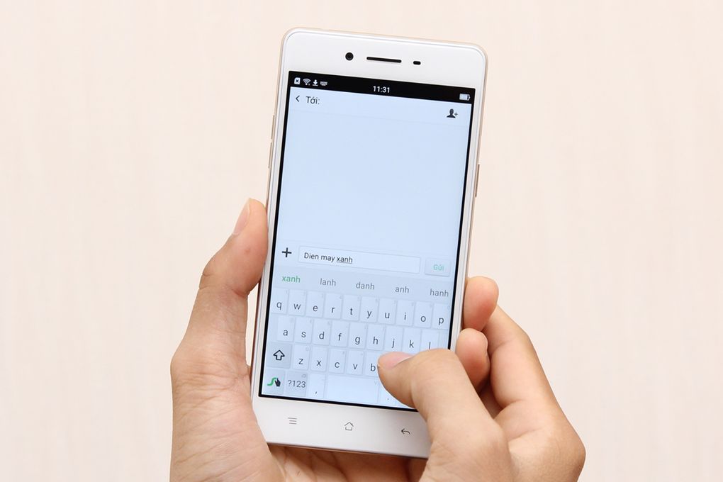 Oppo F1 oficjalnie. Chińczycy stawiają na wygląd, parametry oraz cenę i robią to dobrze 9