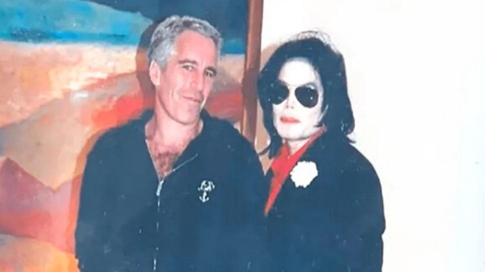 Ujawniono celebrytów na zdjęciach z Jeffreyem Epsteinem