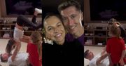 Anna Lewandowska relacjonuje wygibasy na dywanie z Robertem i córkami. Słodziaki? (FOTO)
