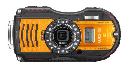 Ricoh WG-5 GPS – pancerny kompakt, którym zrobisz zdjęcia 14 metrów pod wodą